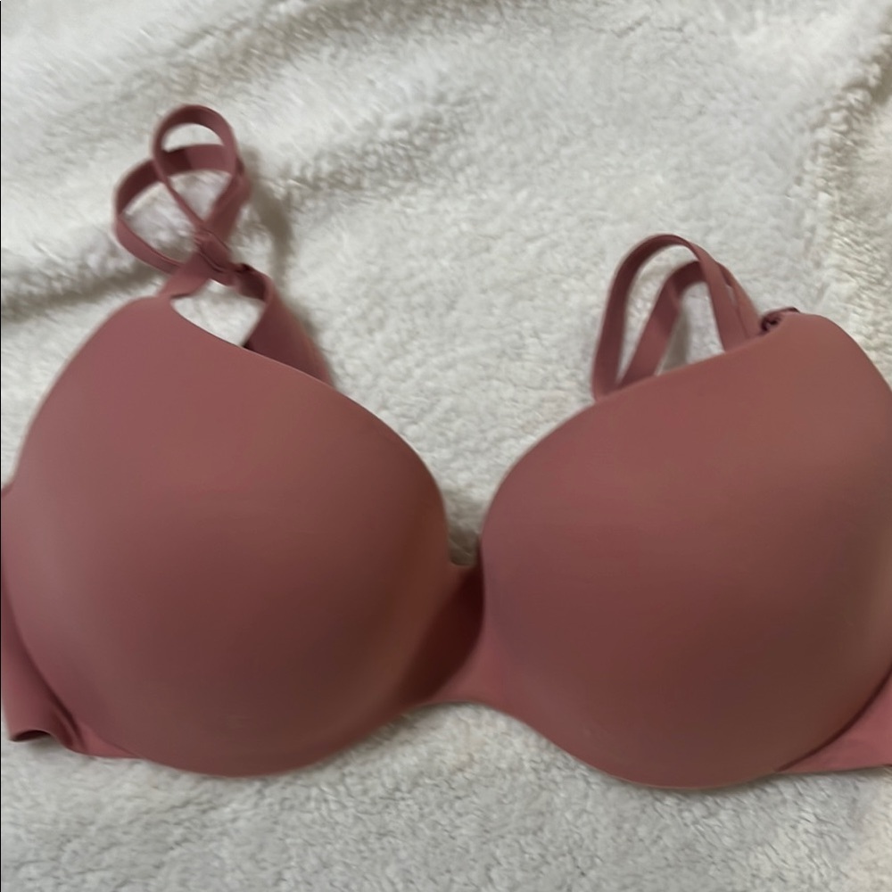 Victoria's Secret Incredible Demi Seamless Bra with Molded Cups